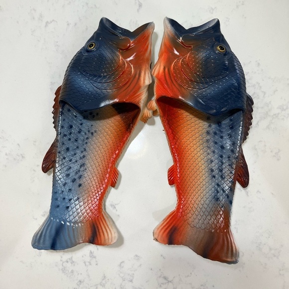 Men\'s Fish-Shaped Sandals - Red and Blue main image 4